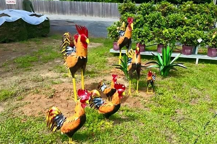 Metal lawn art